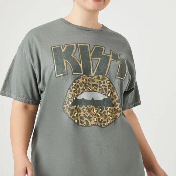 KISS Leopard Lips Graphic Tee M/L Gray Oversized Band Shirt Metallic 100% Cotton - Picture 1 of 6